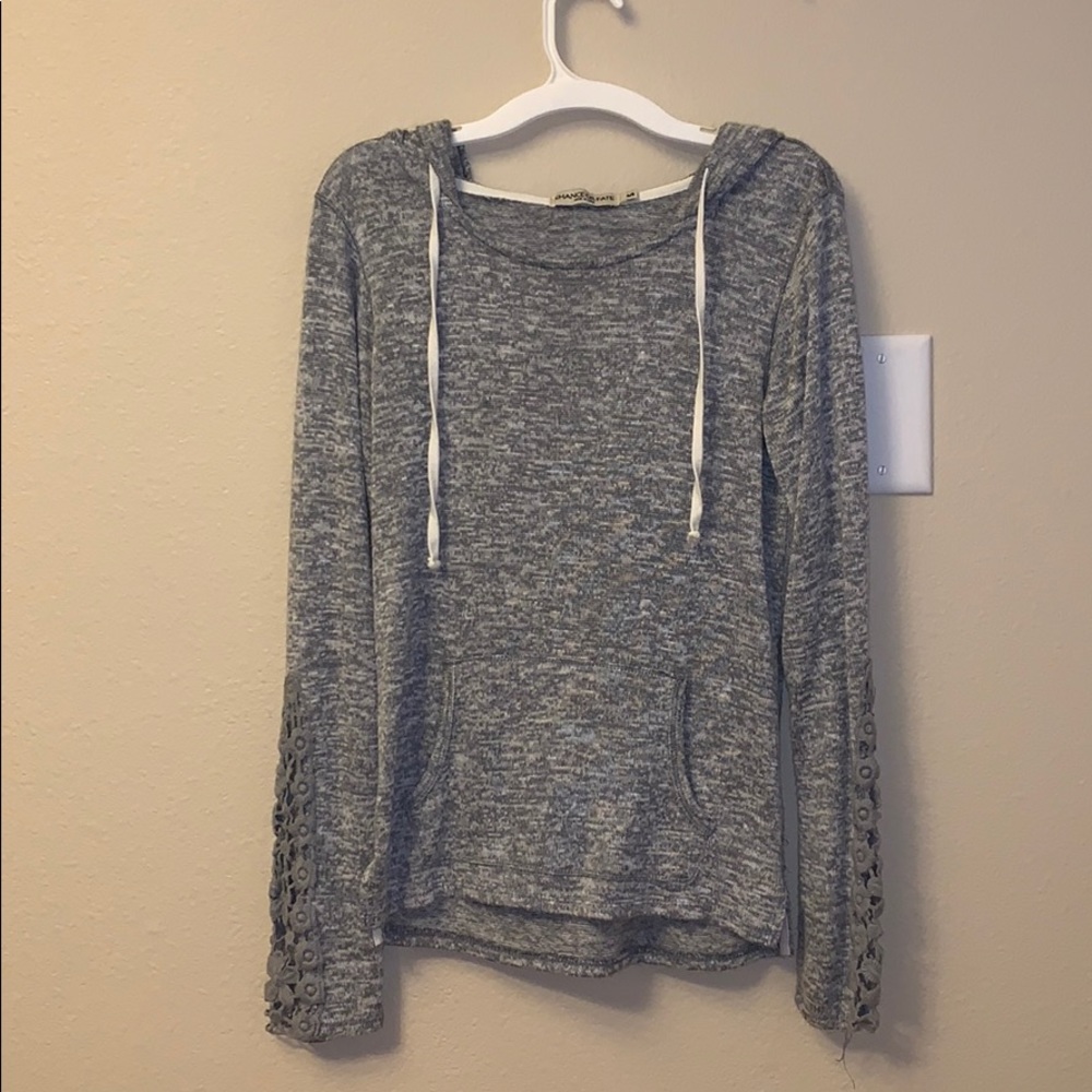 Gray SUPER CUTE DETAIL sleeves light hoodie